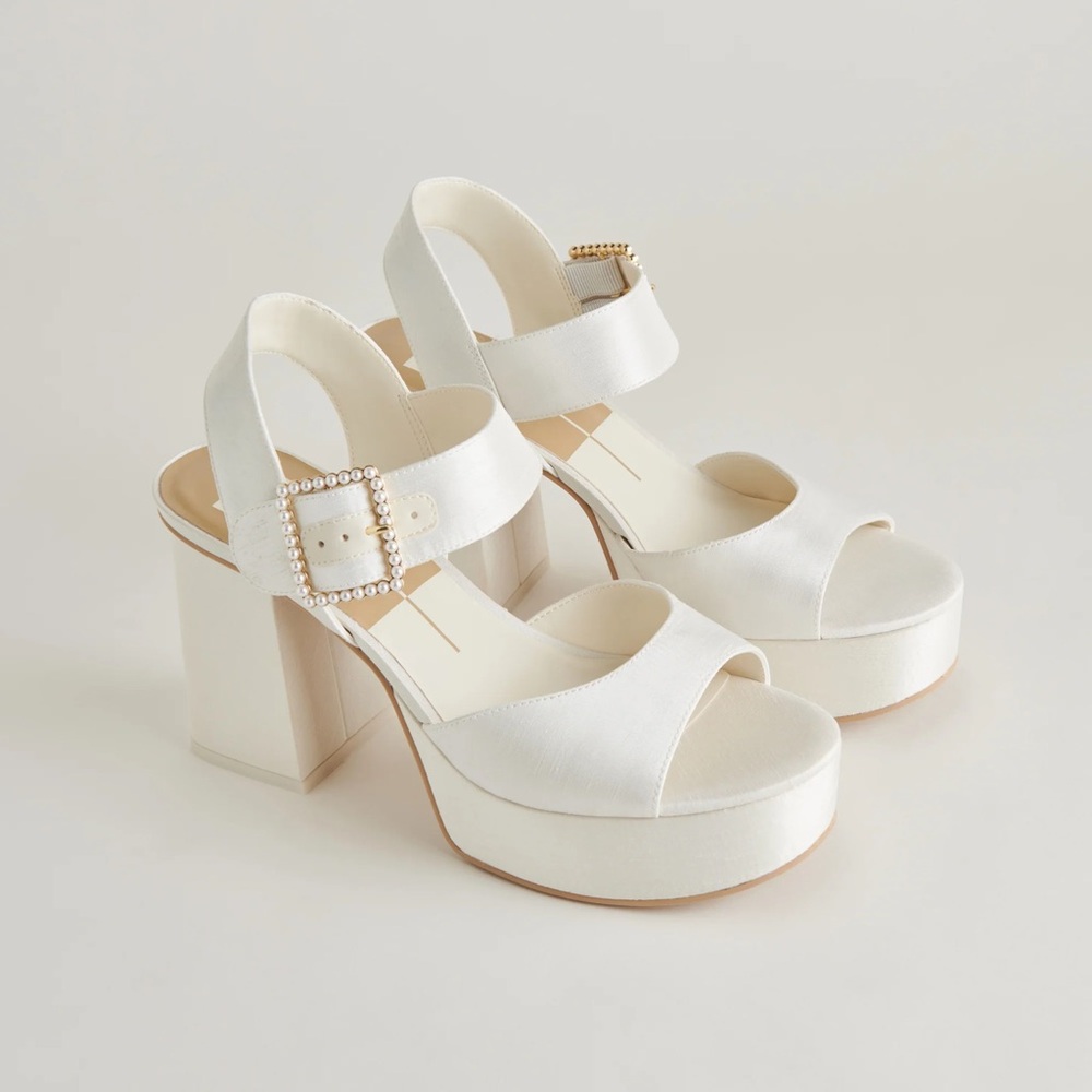 Dolce Vita Bobby Pearl Heels White Pearls NWOT 8.5